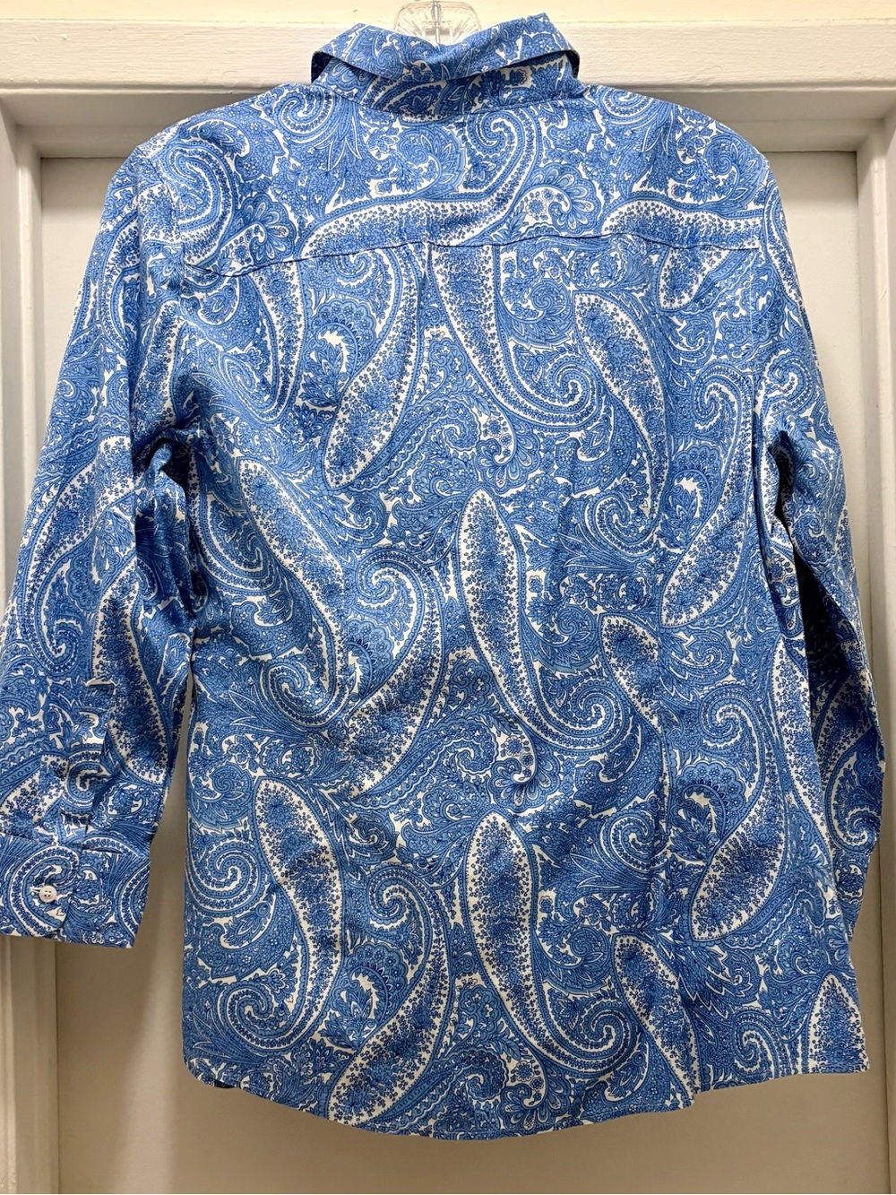 Talbots Women's Paisley Print Wrinkle Resistant Button-Down Shirt Size 12 Casual - Picture 4 of 8